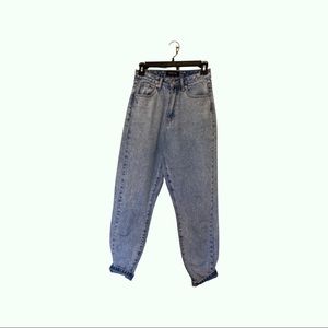 White Fox, Like Duh! Boyfriend Jeans in washed blue denim